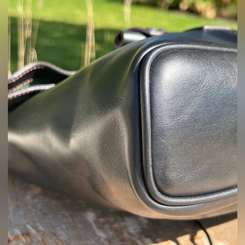 Dooney & Bourke Medium Florentine Black Leather Toggle Crossbody NWOT - Picture 14 of 17